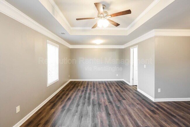 Building Photo - 823 Python Dr