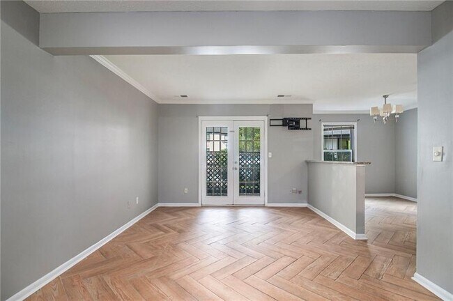 Building Photo - 3599 Woodbriar Cir