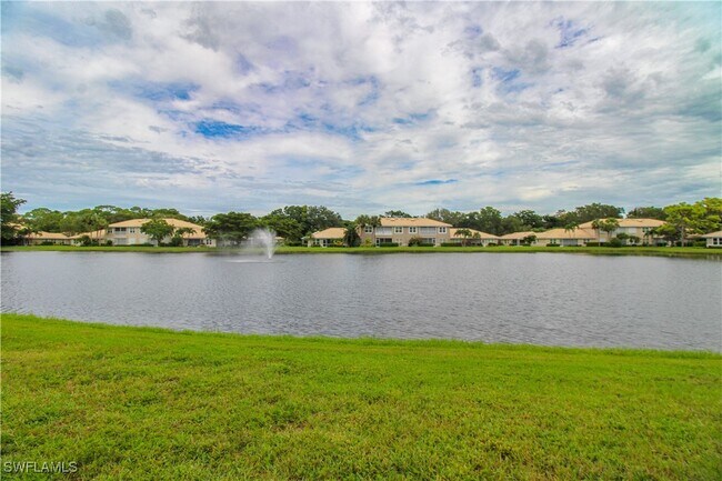 Building Photo - 306 Emerald Bay Cir
