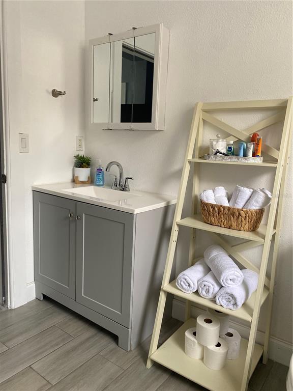 Building Photo - 3427 W Palmetto St