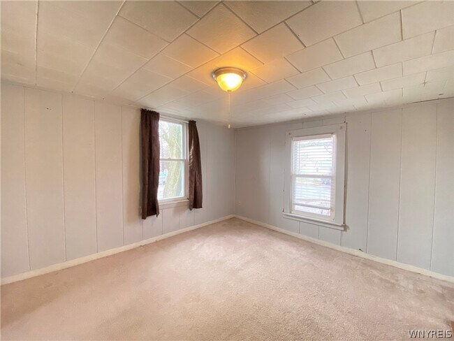 Building Photo - 3 Glenwood Ave