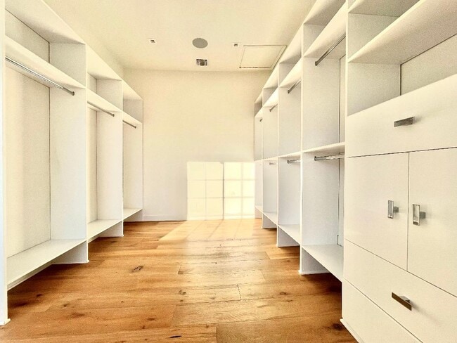 Building Photo - 1545 S Monte Viento St