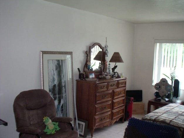 Interior Photo - 922 Courtington Ln