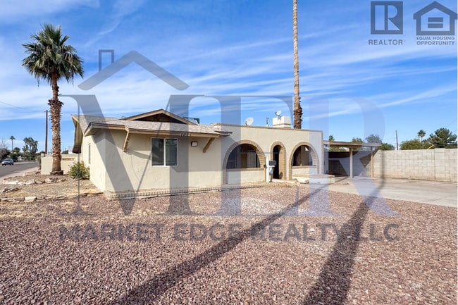 Building Photo - 4Bed/3Bath House at Broadway/Mill Ave! $199 MOVE-IN SPECIAL! Ready for Immediate Move-In! -- RV GATE