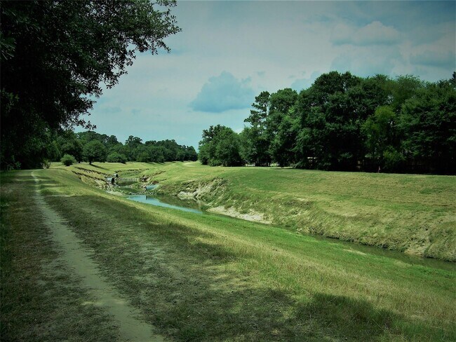 Building Photo - 13206 Chriswood Dr