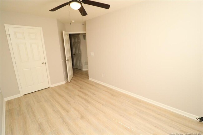 Building Photo - 8631 Neuse Club Ln