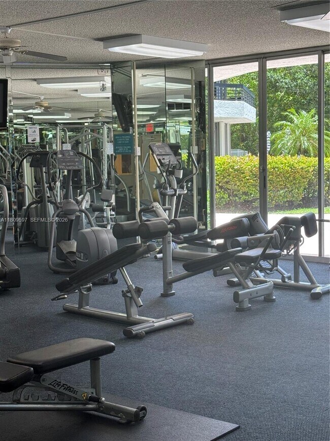 Building Photo - 3400 NE 192 St