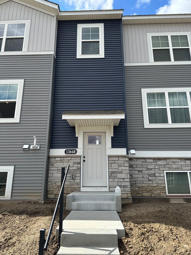 Primary Photo - 13648 Pine Dr