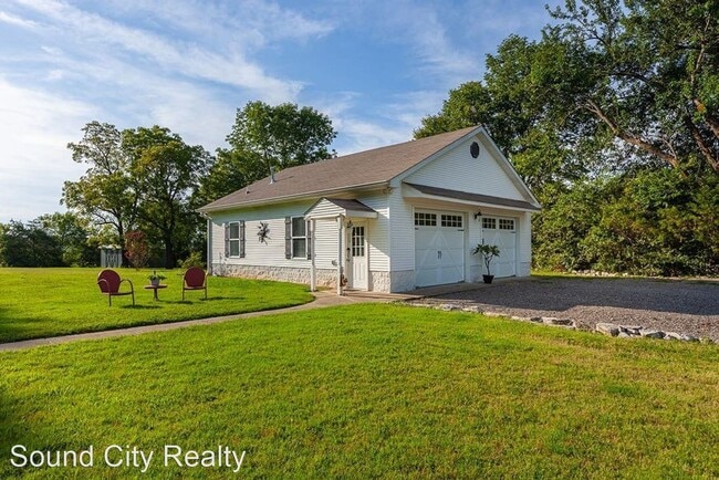 Building Photo - 1 br, 1 bath House - 450 Quarry Rd
