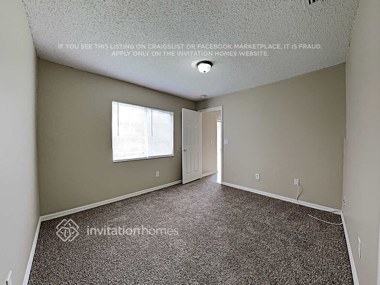 Building Photo - 11741 Brenford Crest Dr