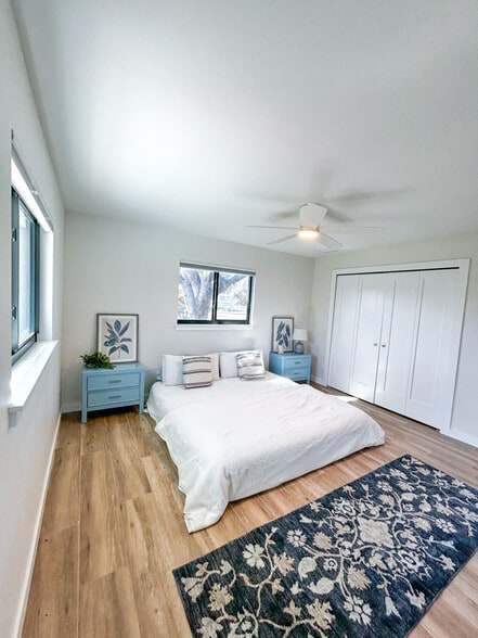 Building Photo - 4791 Palmetto Terrace