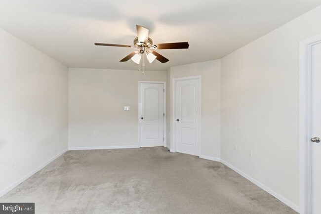 Building Photo - 37 Britania Ct