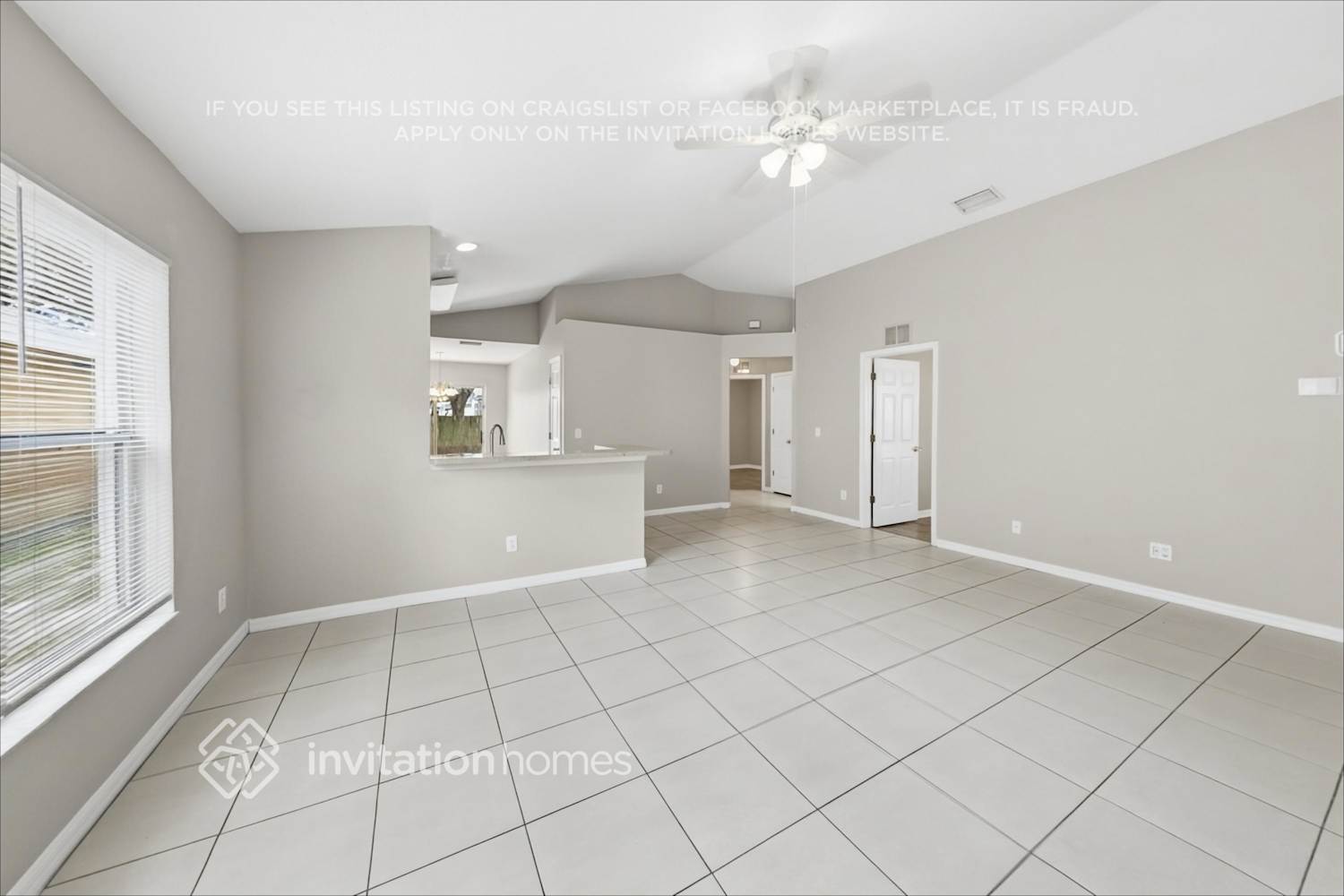 Building Photo - 10353 Lakeside Vista Dr