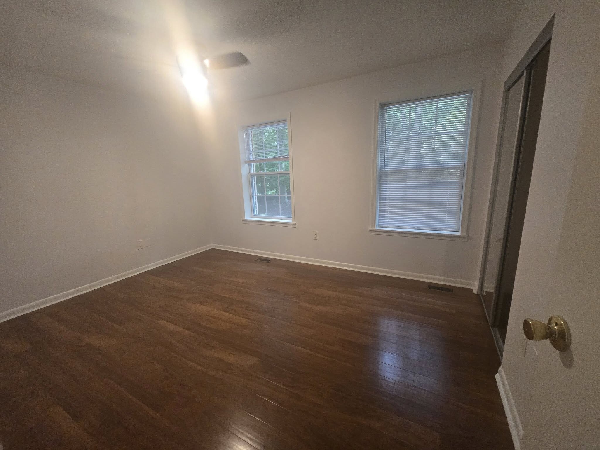 Building Photo - 9166 Lambskin Ln