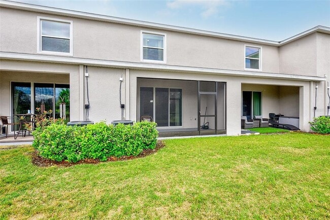 Building Photo - 11130 Crescent Deer Dr