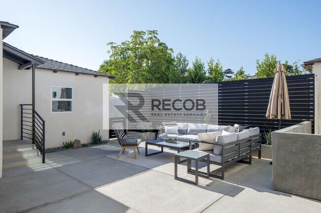 Building Photo - 4685 49th St