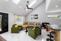 Building Photo - 4016 Eaton Dr