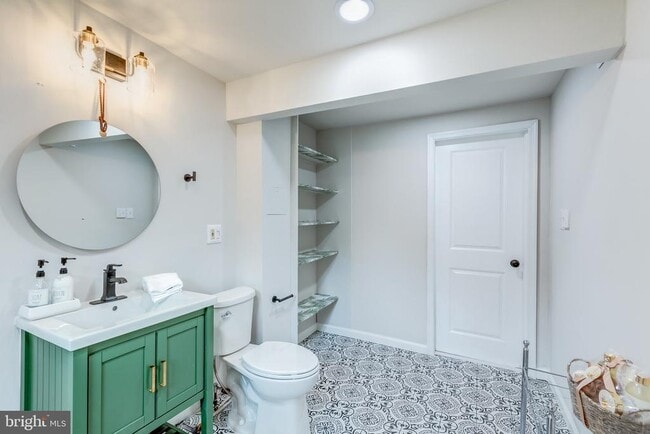 Building Photo - 24436 Lenah Rd