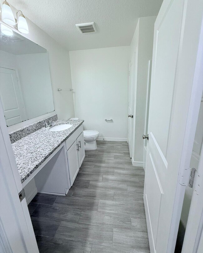 Building Photo - 738 Sarner Pass Wy.