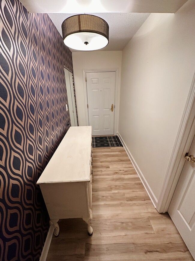 Hallway - 504 Bashford Ln