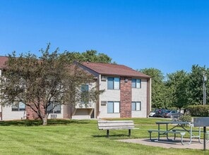 Building Photo - 505 E 4th St