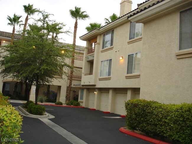 Building Photo - 7139 S Durango Dr