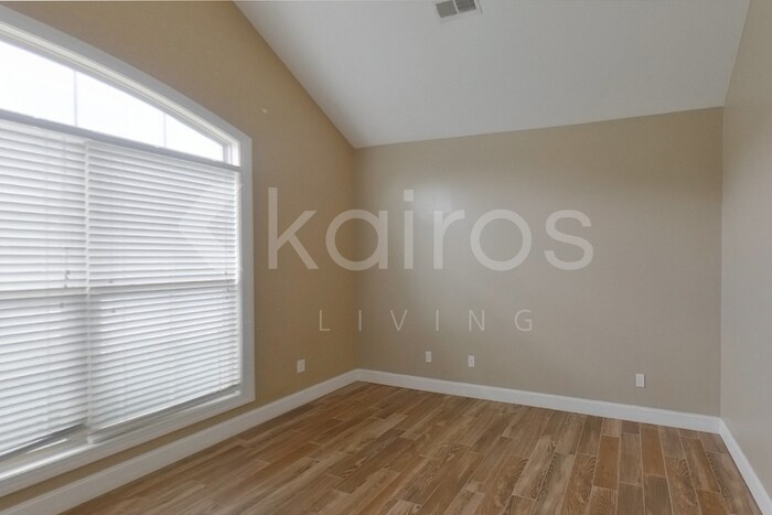 Building Photo - 94 Cottonwood Dr