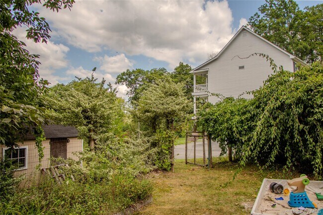 Building Photo - 14 Ledge Rock Ct