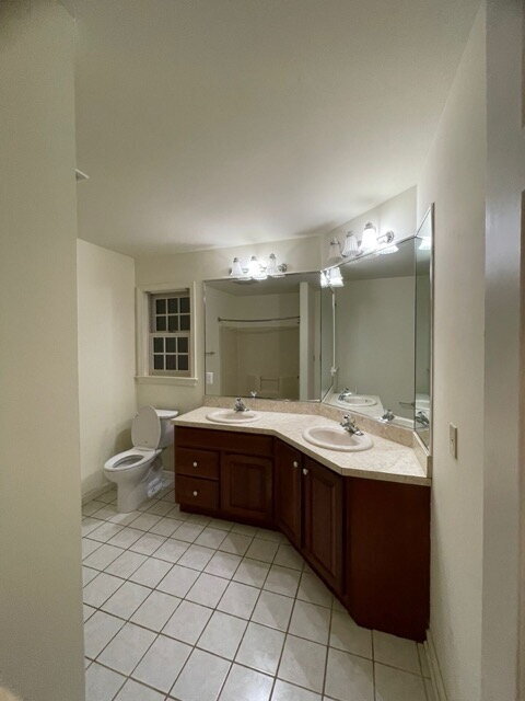 Building Photo - 3608 Regency Ln