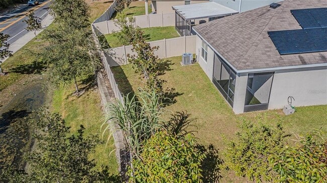 Building Photo - 10853 Trailing Vine Dr