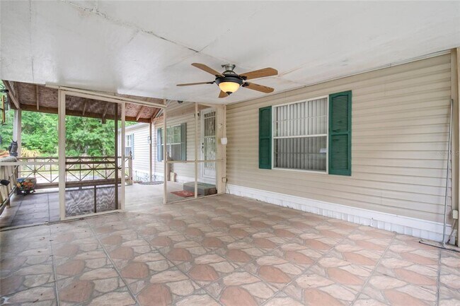 Building Photo - 18240 Lynbrook Rd