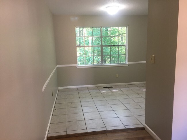 Eat in Kitchen - 5155 Cornell Dr