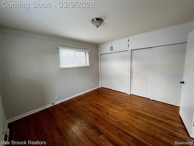 Building Photo - 1824 University St