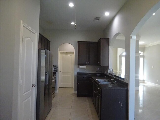 Building Photo - 4022 Kristin Lee Ct
