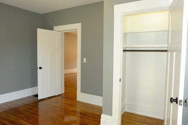 Building Photo - 234 Marion Ave NW