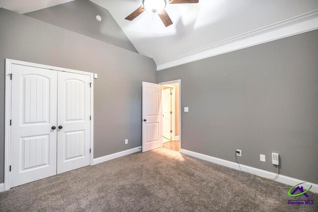 Building Photo - 107 Grand View Ave