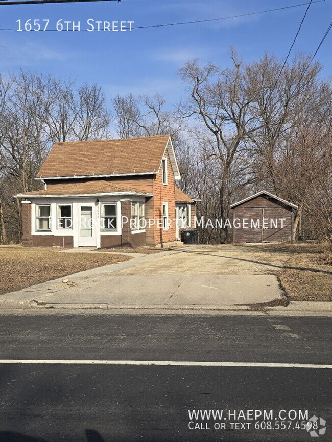 Building Photo - 1657 6th St