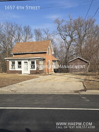 Building Photo - 1657 6th St