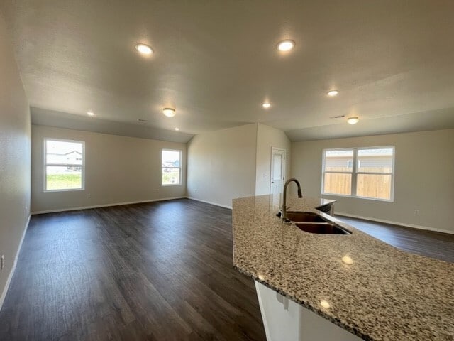 Building Photo - 1620 Eveningshade Ln