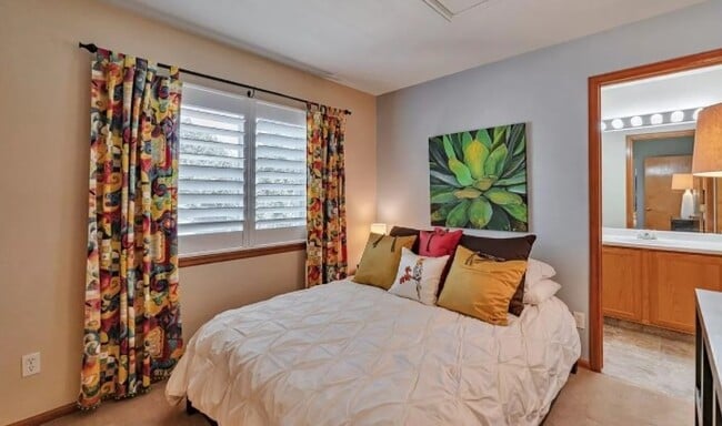 Building Photo - 2143 S Waco St