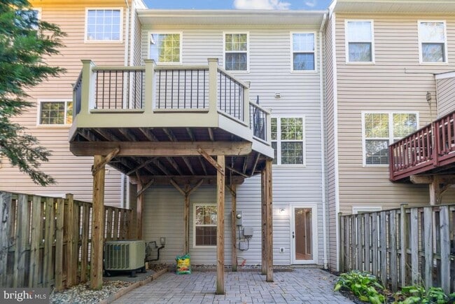 Building Photo - 8330 Leighlex Ct