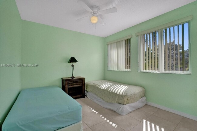 Building Photo - 1726 SW 110th Terrace