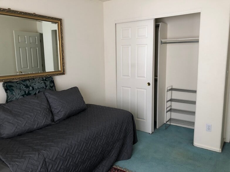 Building Photo - 12781 Yates Cir