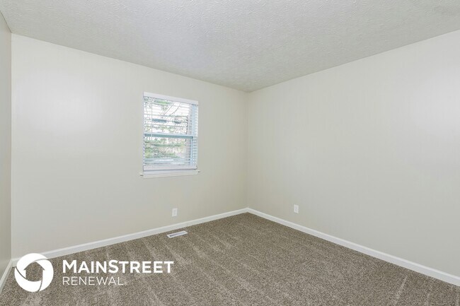Building Photo - 5437 Mallard Trail