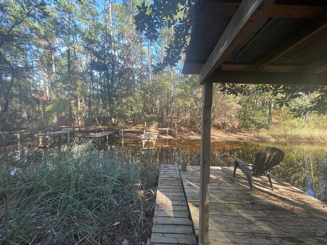 Building Photo - PRICE REDUCTION! SCHEDULE A TOUR TODAY!