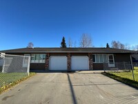 Building Photo - Adams Drive