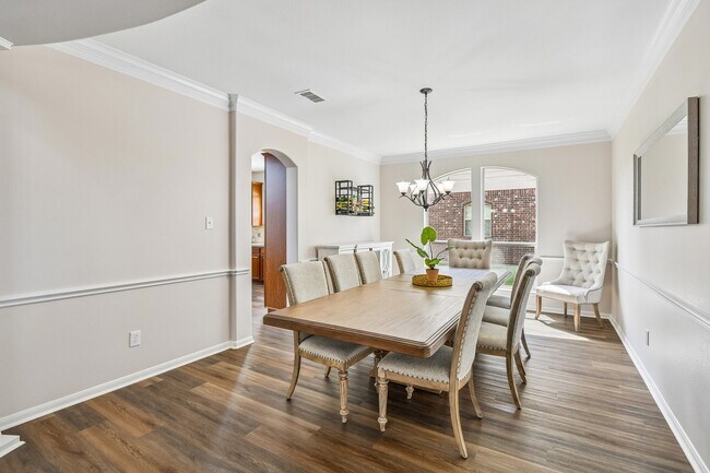 Building Photo - 28134 Kudzu Dr