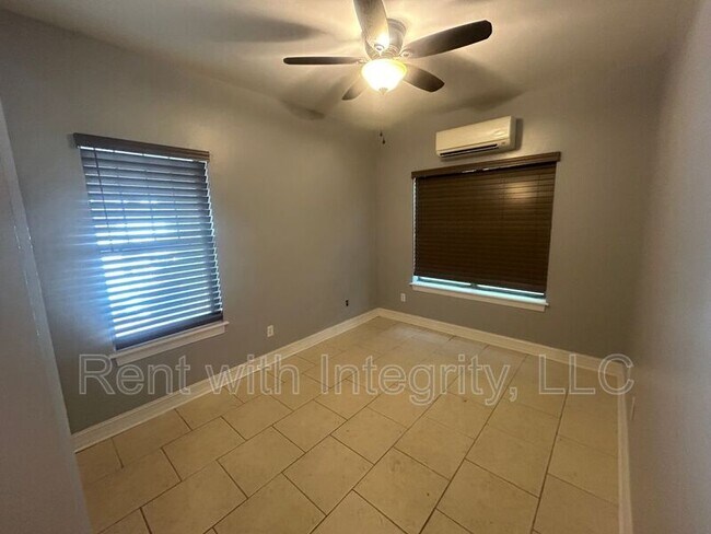 Building Photo - 409 E 7th Ave