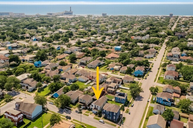 Building Photo - 3223 Avenue M