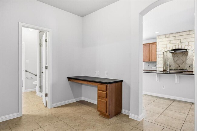 Building Photo - 101 Saddle Ridge Dr